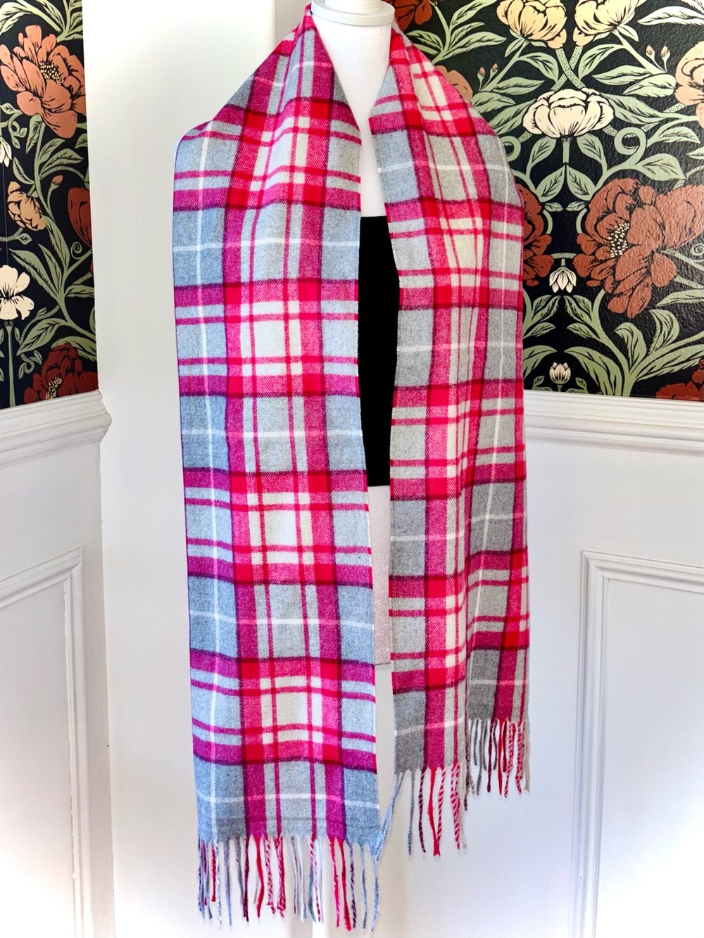 NWT Hot Pink Plaid Fringe Scarf Cashmere Feel Winter Wrap Preppy Coquette - Picture 6 of 7